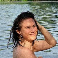 Hat wer was von Louisa dellert? Çıplak