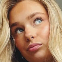 Helena Farstad Çıplak