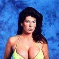 Holly Body Çıplak