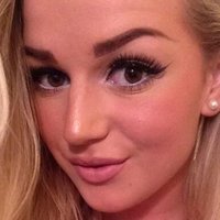 Holly Erika Eriksson Çıplak