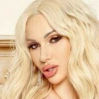 hottanuysha Çıplak