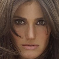 Idina Menzel Çıplak