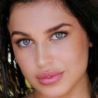 Ilyana Webb Çıplak