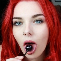 Ira Vampira Çıplak