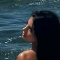 Iris Kendal Çıplak