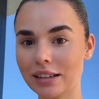 Isabell Böttger Çıplak