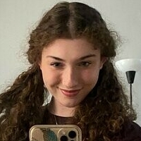 Ivy Elle Çıplak