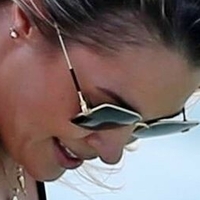 Jasmine Hartin Çıplak