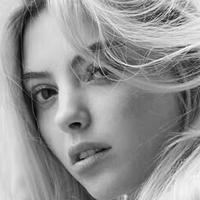 Jette Sophia Çıplak