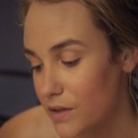 Joanna Vanderham Çıplak