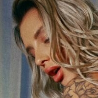 Juju Brais / Julia Abrams Çıplak