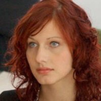 Julia Bonk Çıplak