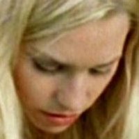 Julia Dietze Çıplak