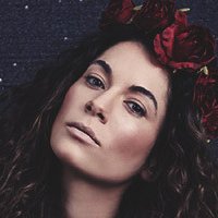Julia Pogrebinska Çıplak