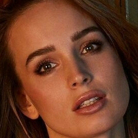 Julia Rӧmmelt Çıplak