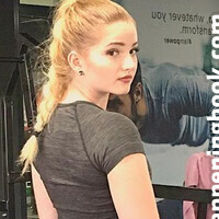 Julia Schulze Çıplak