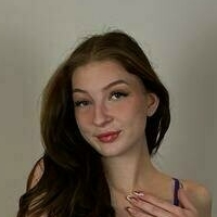 julia-taylor Çıplak