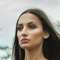 Juliana Smirnova Çıplak