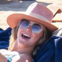 Julianne Hough Çıplak