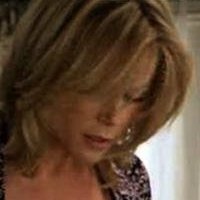 Julie Bowen Çıplak