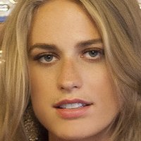 Julie Henderson Çıplak