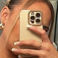 Karina Atavenitia Çıplak