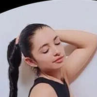 Karinannys Çıplak