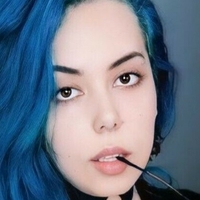 Karol Blue Çıplak