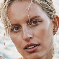 Karolina Kurkova Çıplak