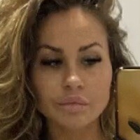 Karolina Martyna Saunders Çıplak