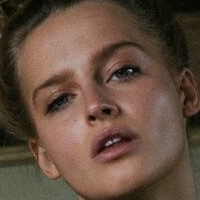 Karolina Pisarek Çıplak