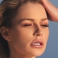 Kate Compton Çıplak