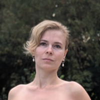 KateMonogamish Çıplak