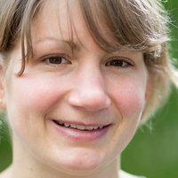Katharina Scholz Çıplak