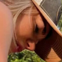 Katie Sigmond Çıplak