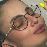 Katynova Çıplak