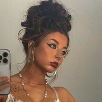 Keelyyedwards Çıplak