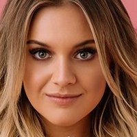 Kelsea Ballerini Çıplak