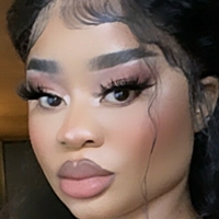 kim-tiddies Çıplak