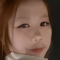 Kitiyawisatwisai Çıplak