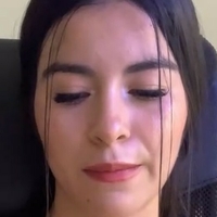 KloeDear Çıplak