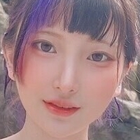 komachi Çıplak