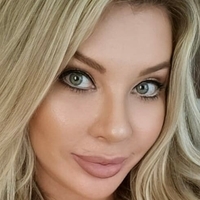 Kris Bianco Çıplak