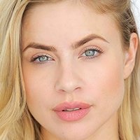 Krista Kalmus Çıplak