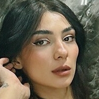 Kübra Miranda Çamlıbel Çıplak