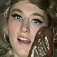 Kymmy Harper Çıplak