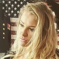 Lacey Evan’s Çıplak