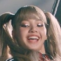 Lalisa Manobal Çıplak