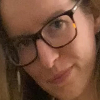 Lara Heller Çıplak