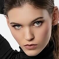 Laura Offermann Çıplak